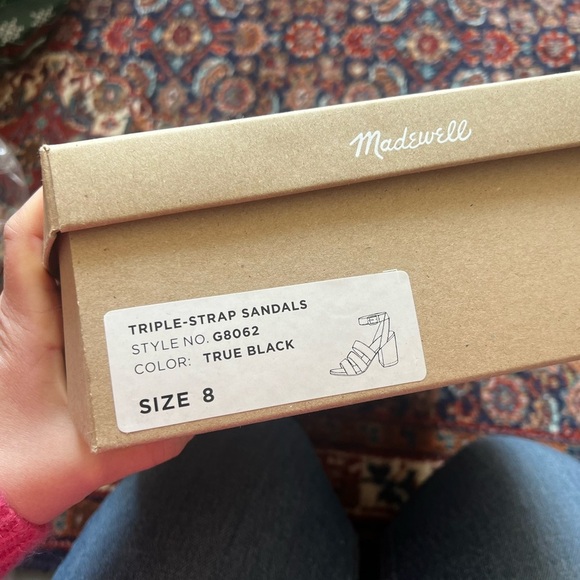 Madewell Maria Sandals, size 8 - Picture 4 of 6